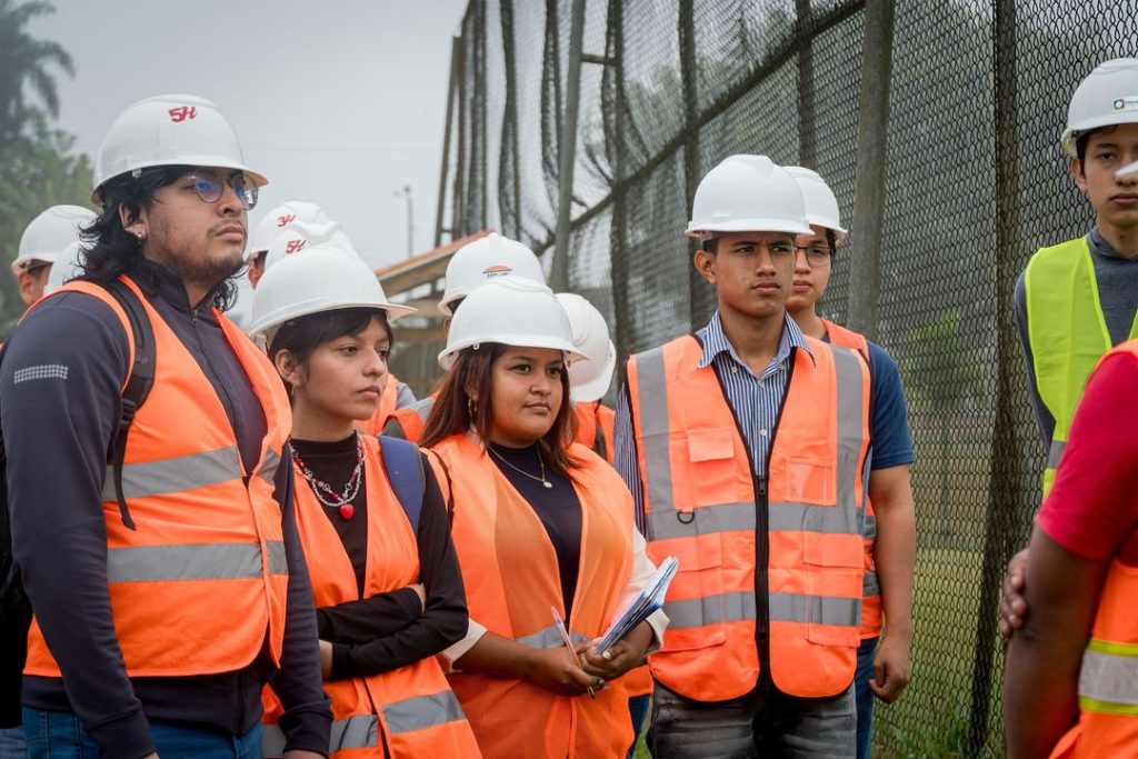 WhatsApp Image 2024-10-08 at 11.03.47 (1)