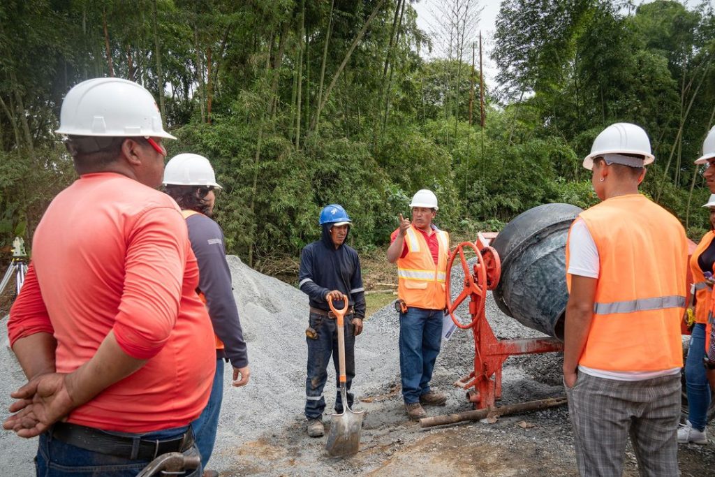 WhatsApp Image 2024-10-08 at 11.03.48 (2)